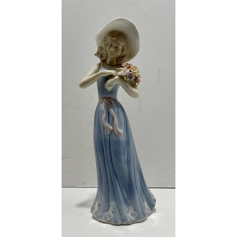Vintage 1998  House of Lloyd  "Gathering Flowers" 8" Porcelain Girl Figurine EUC